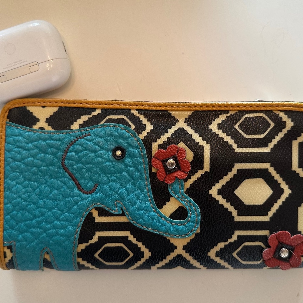 Vintage Relic Wallet Blue Elephant with Red Flowers Geo Pattern